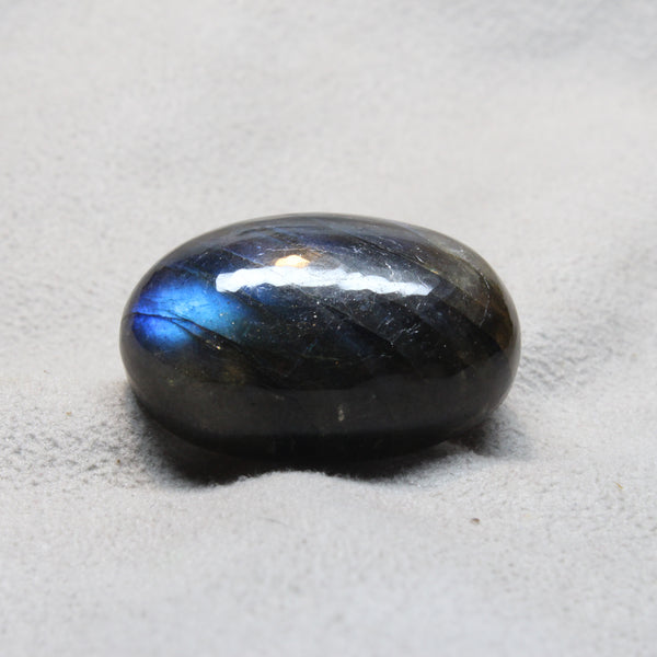 LABRODARITE 44.9-CARATS (S0156-A12)