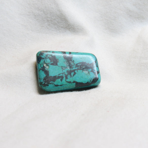 NATURAL GEMSTONE -TURQUOISE 15.15-CARATS (S0088-A9)
