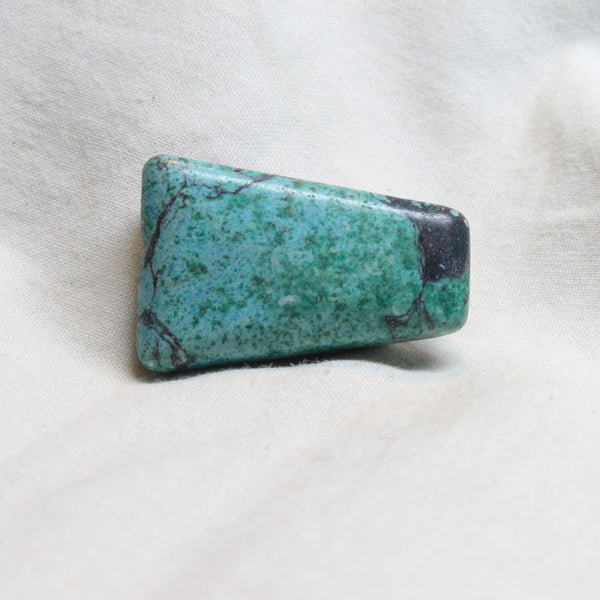 NATURAL GEMSTONE -TURQUOISE 25.80-CARATS (S0093-A9)