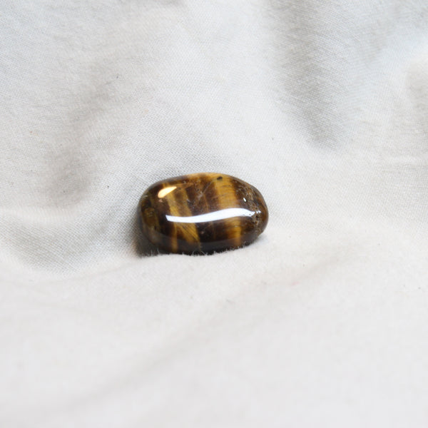 TIGER EYE 6.20-CARATS (S0052-A8)