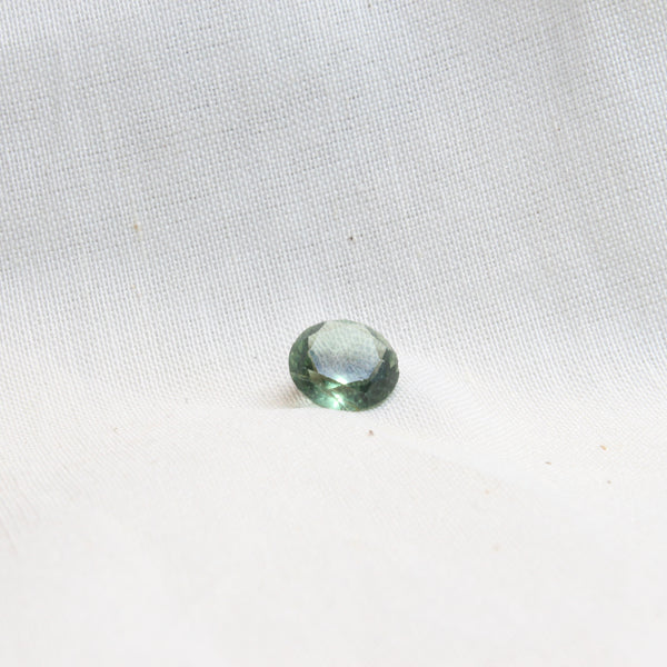 NATURAL & ORIGINAL PERIDOT 3.35-CARATS (S0180-A14)