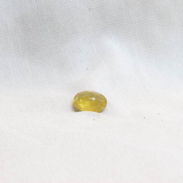 NATURAL YELLOW SAPPHIRE 2.40-CARATS (S0044-A7)