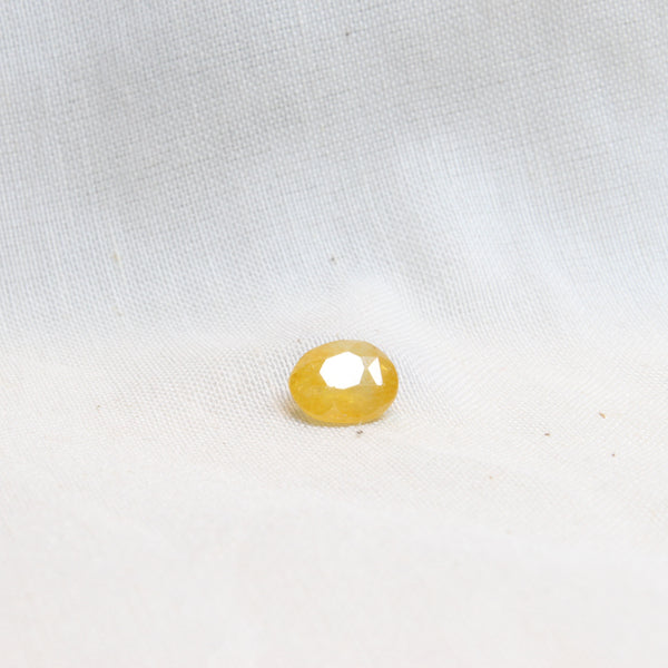 NATURAL YELLOW SAPPHIRE 3.00-CARATS (S0047-A7)
