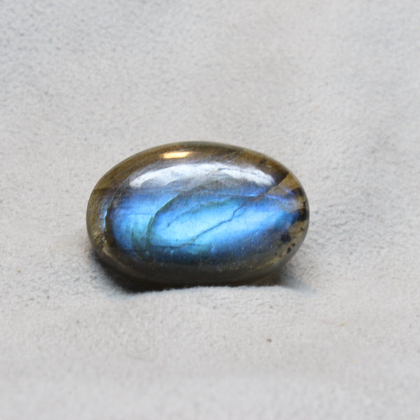 LABRODARITE 23.50-CARATS (S0157-A12)