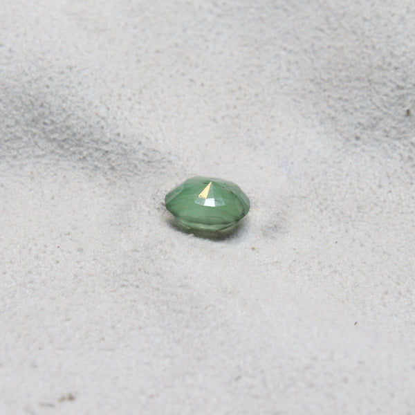 NATURAL & ORIGINAL EMERALD 2.05-CARATS (S0204-A15)