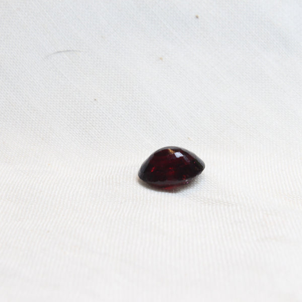UMBALITE PURPLE GARNET 4.75-CARATS (S0032-A6)