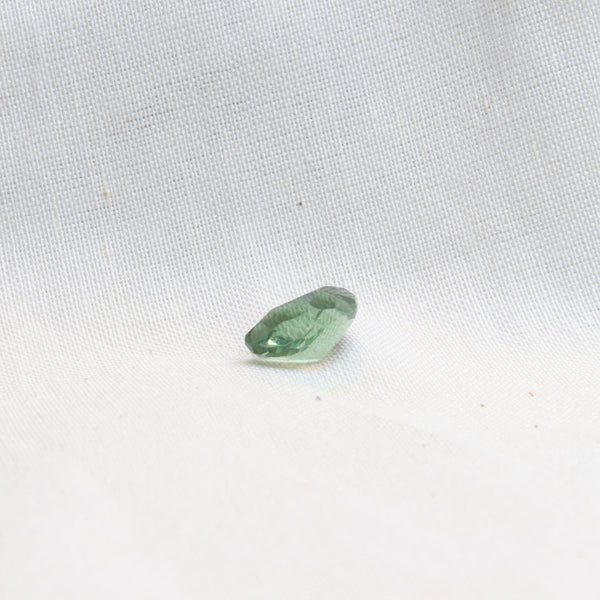 NATURAL & ORIGINAL PERIDOT 5.20-CARATS (S0181-A14)