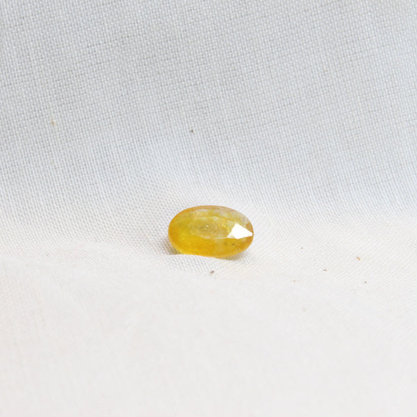 NATURAL YELLOW SAPPHIRE 2.40-CARATS (S0040-A7)