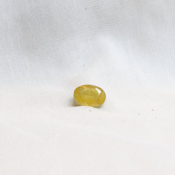 NATURAL YELLOW SAPPHIRE 2.40-CARATS (S0044-A7)